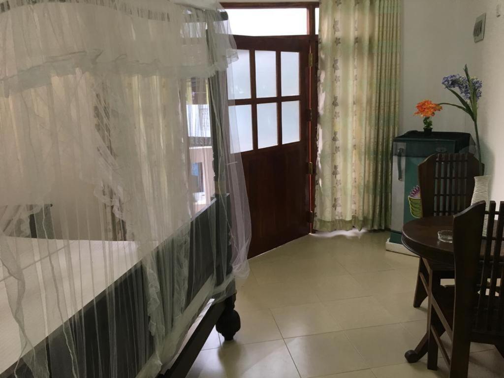 Galle Fantacy Unawatuna Exterior photo